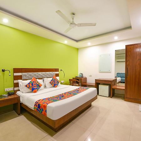 Fabhotel The Kings Plaza Neu-Delhi Exterior foto