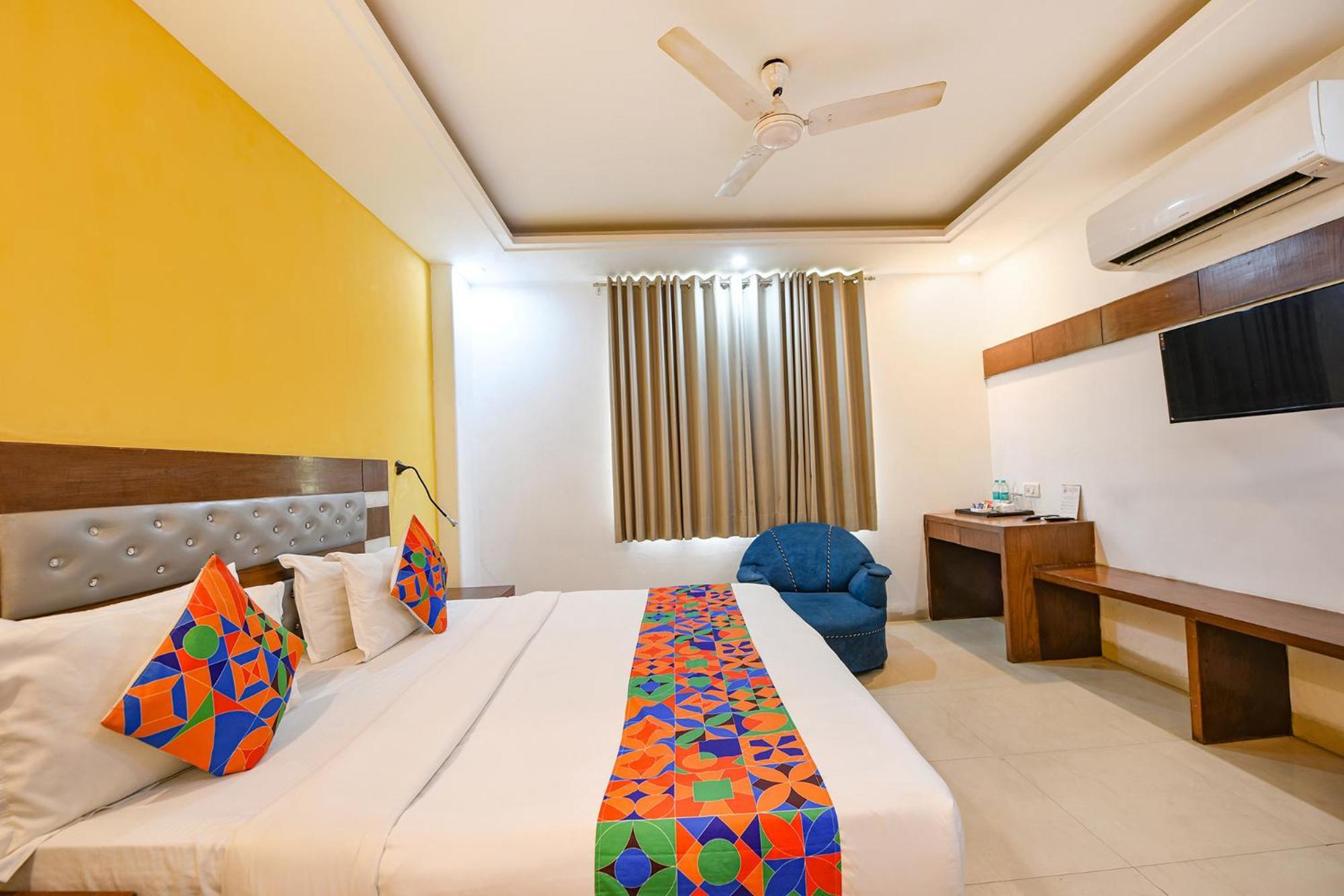 Fabhotel The Kings Plaza Neu-Delhi Exterior foto
