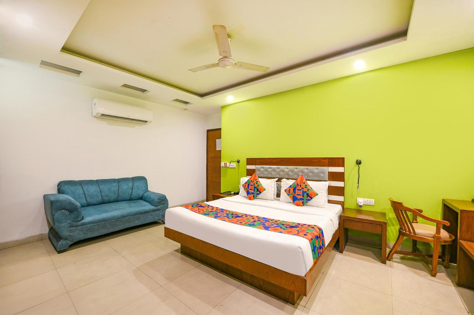 Fabhotel The Kings Plaza Neu-Delhi Exterior foto